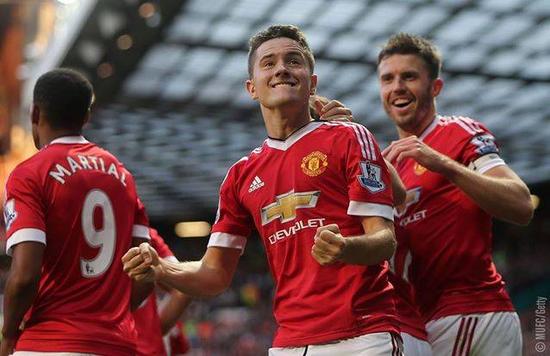 表面的成功 表面的成功