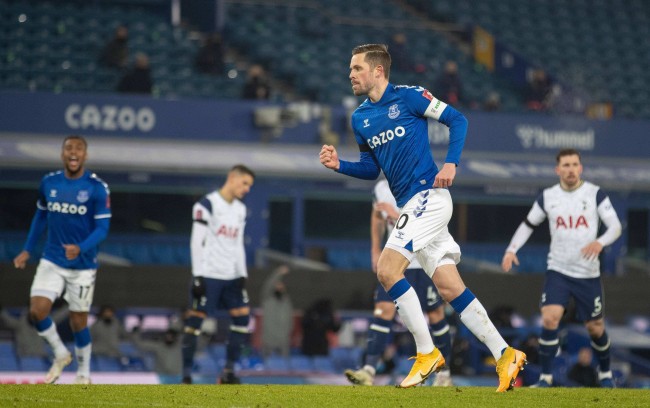 展示自己发 展示自己发